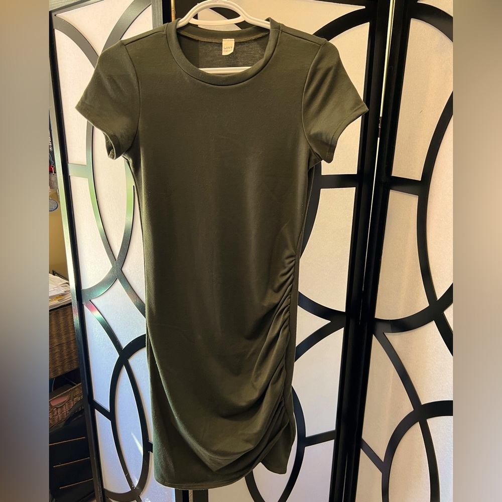 Love Vintage bodycon dress. Olive color size Small. Poly/rayon/spandex blend
